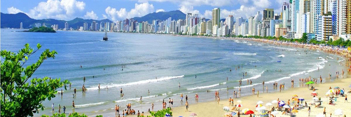 Vista da Meia Praia em Itapema SC, próxima à Pousada Grando